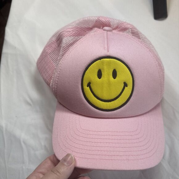 SHEIN Pink Baseball Cap With Design - Picture 1 of 10